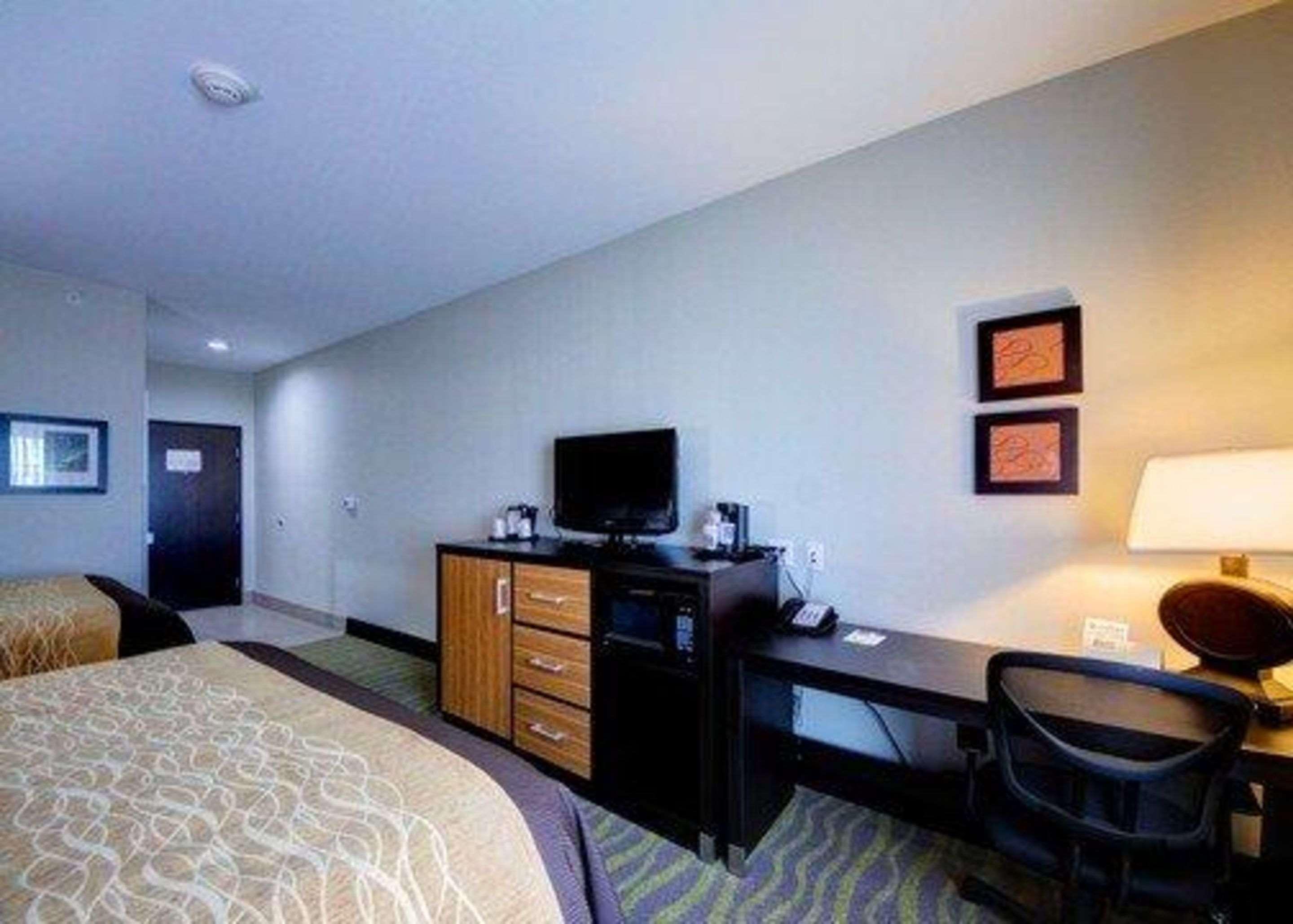 Comfort Inn & Suites Tulsa I-44 West - Rt 66 Oakhurst Bagian luar foto