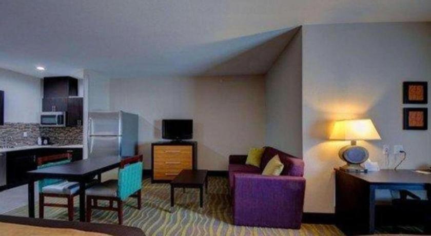 Comfort Inn & Suites Tulsa I-44 West - Rt 66 Oakhurst Bagian luar foto